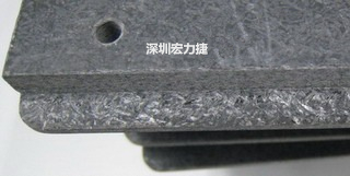 可加工性的合成石，可以用CNC洗出想要的形狀與機構，可以媲美鋁合金